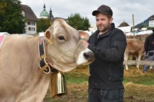 k-13Miss Schwyz mit Roger